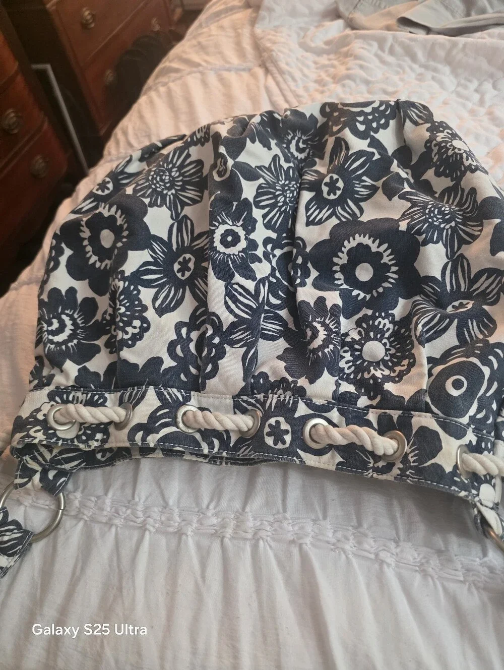 Aeropostale Navy/white Crossbody Bag